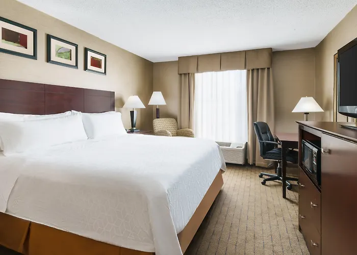 Holiday Inn Express Boston Brockton By Ihg