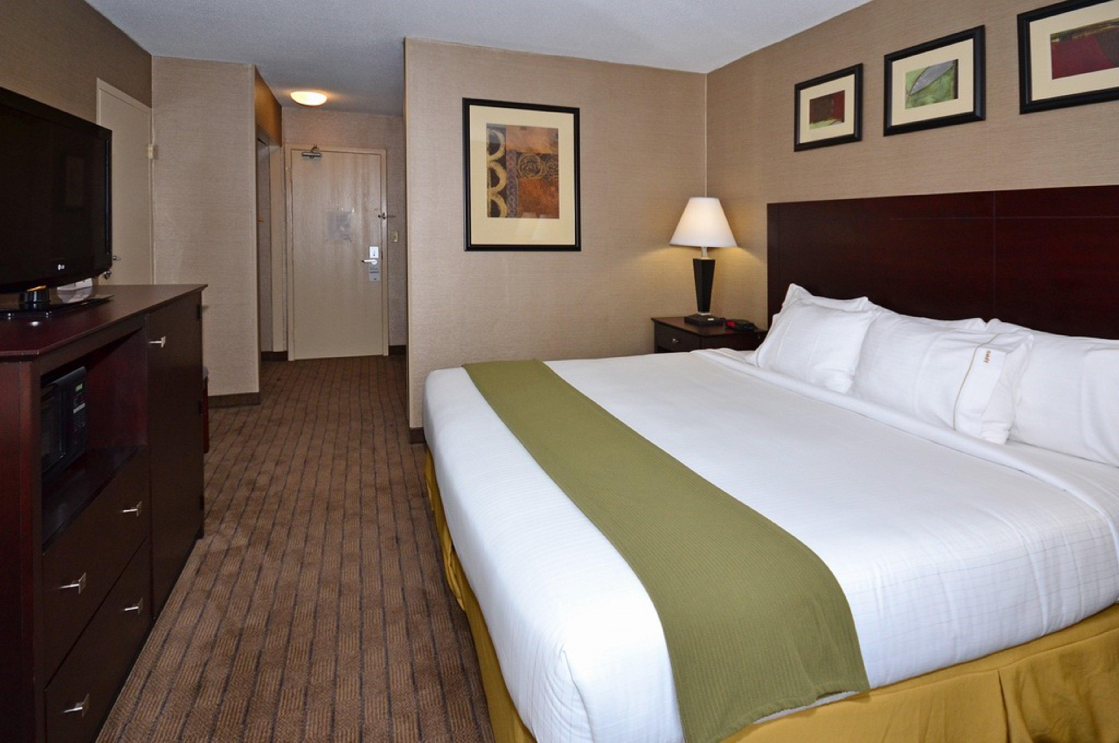 Hotel Express Boston By Ihg 3*