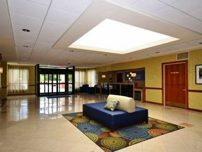 Express Boston By Ihg 3* Brockton